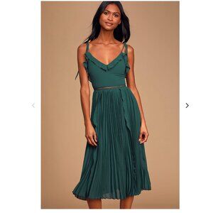 NWT Lulus Never a Dull Moment Emerald Green Tie-Strap Pleated Midi Dress / XS